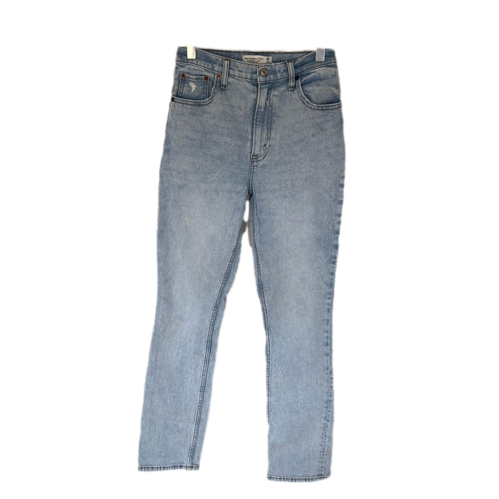 Abercrombie & Fitch The 90’s Slim Straight Jeans